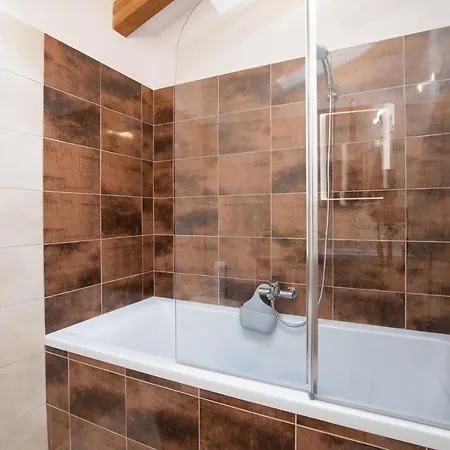 Holiday home Fradelani Zminj